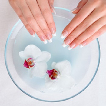 LUXURY PAULENE'S NAILS - NATURAL MANICURE